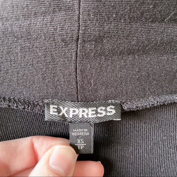 Express Cardigan - Picture 5 of 10